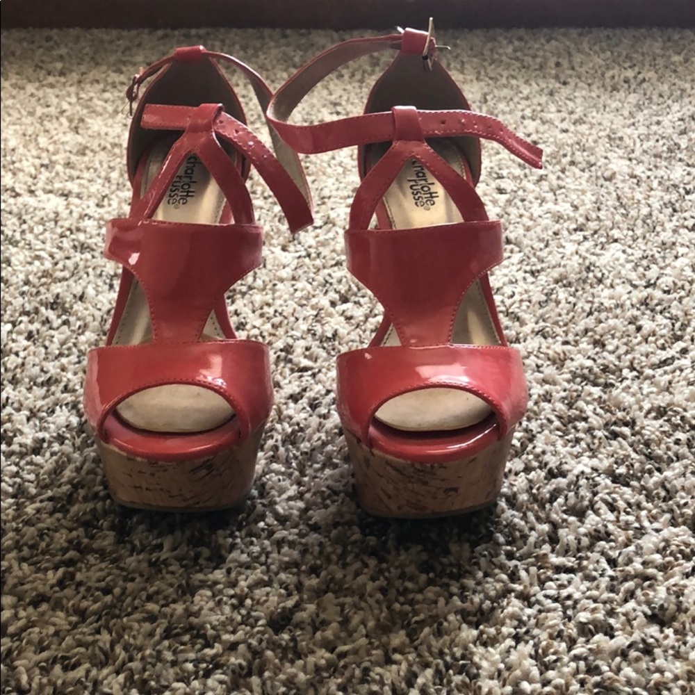 Wedge heels